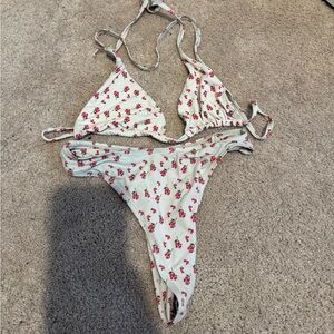 437 bikini set. Size small. Floral